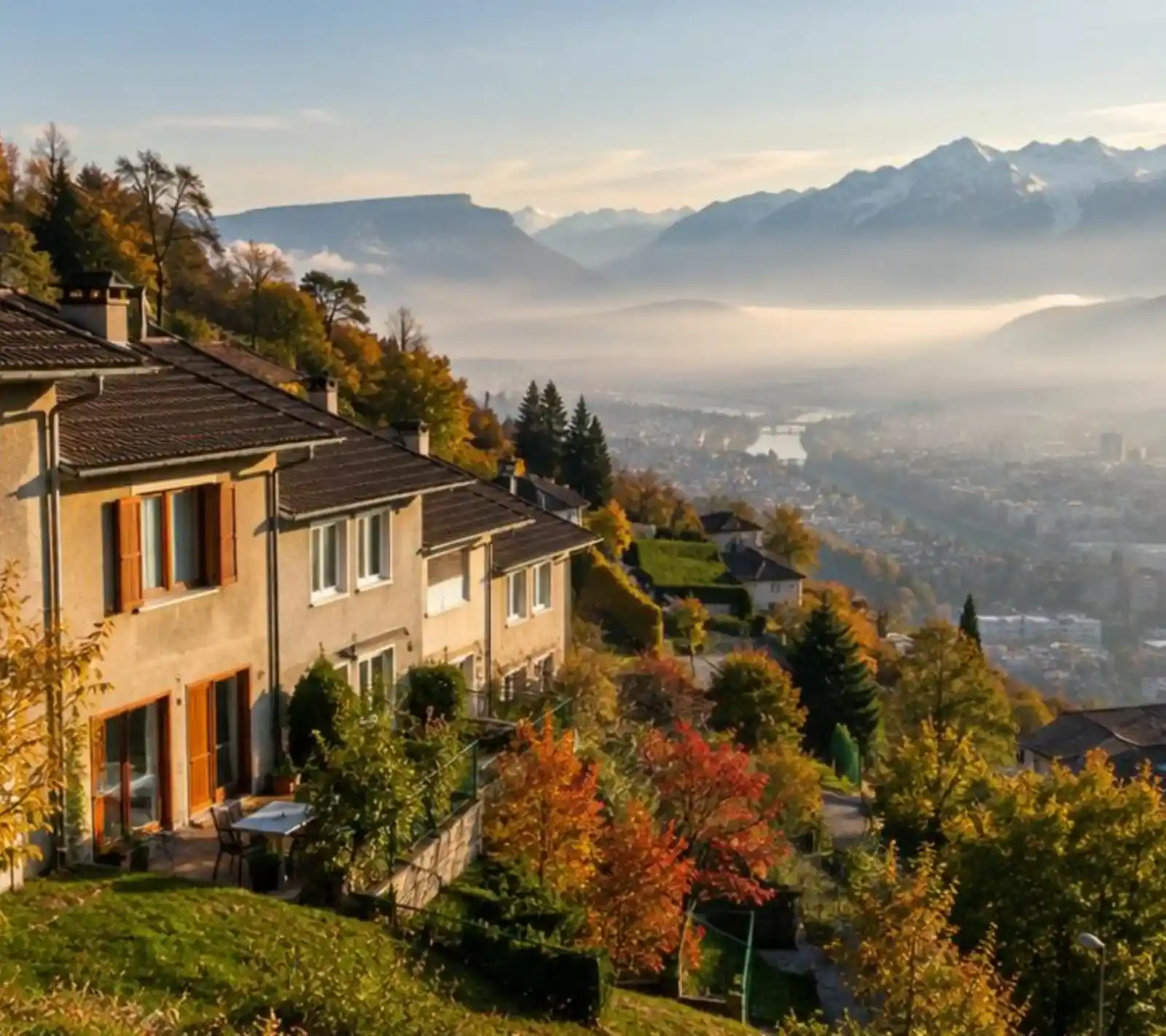 Maisons de Seyssinet-Pariset sur les pentes, vue vers la cuvette grenobloise